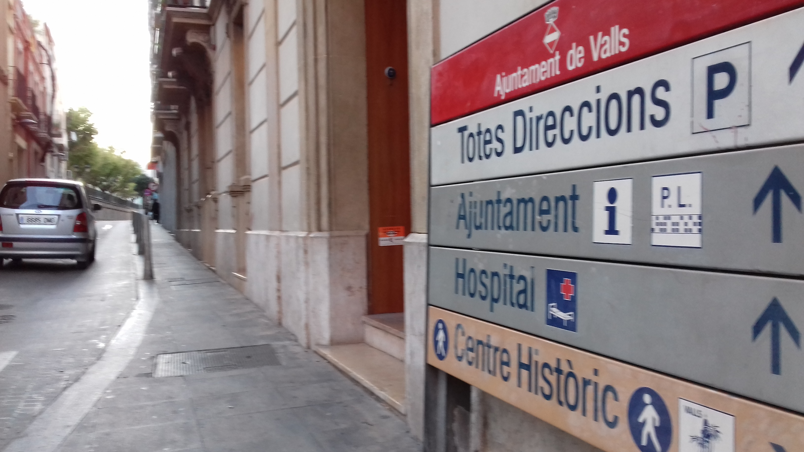 Valls impulsa inversions en obres en els propers mesos per 6 milions d'euros