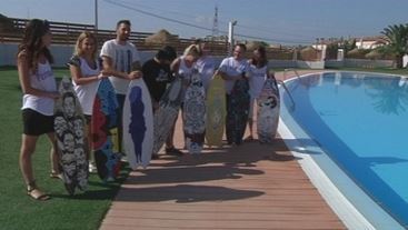 El Festiuet presenta una proposta solidària en forma d'obres d'art a les taules de surf 
